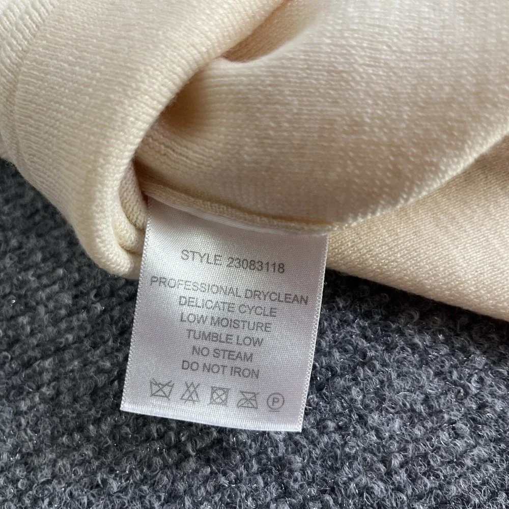 Tory Burch 100% Wool Lightweight Sweater Mock Neck Cream Long Sleeve Sz Small